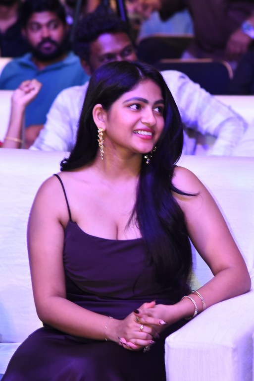 Thellakaagitham Actress Nakshatra Modern Looks