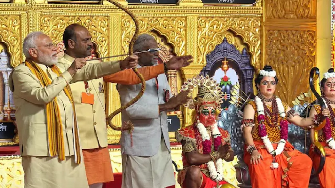 PM Narendra Modi : దేశ సంస్కృతి, సంప్రదాయాలను ద్వేషించేవారు దేశానికి పెద్ద శత్రువులు : ప్రధాని నరేంద్ర మోదీ