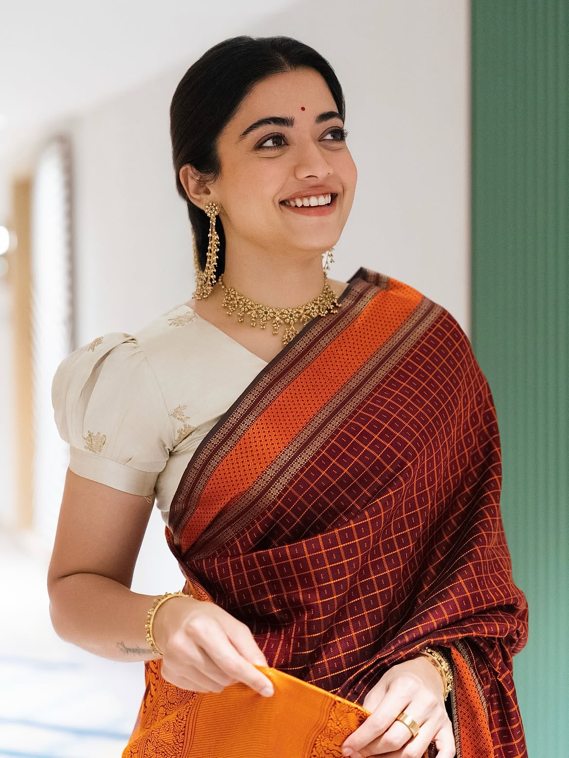 Rashmika Mandanna Visits Tamilnadu Temple