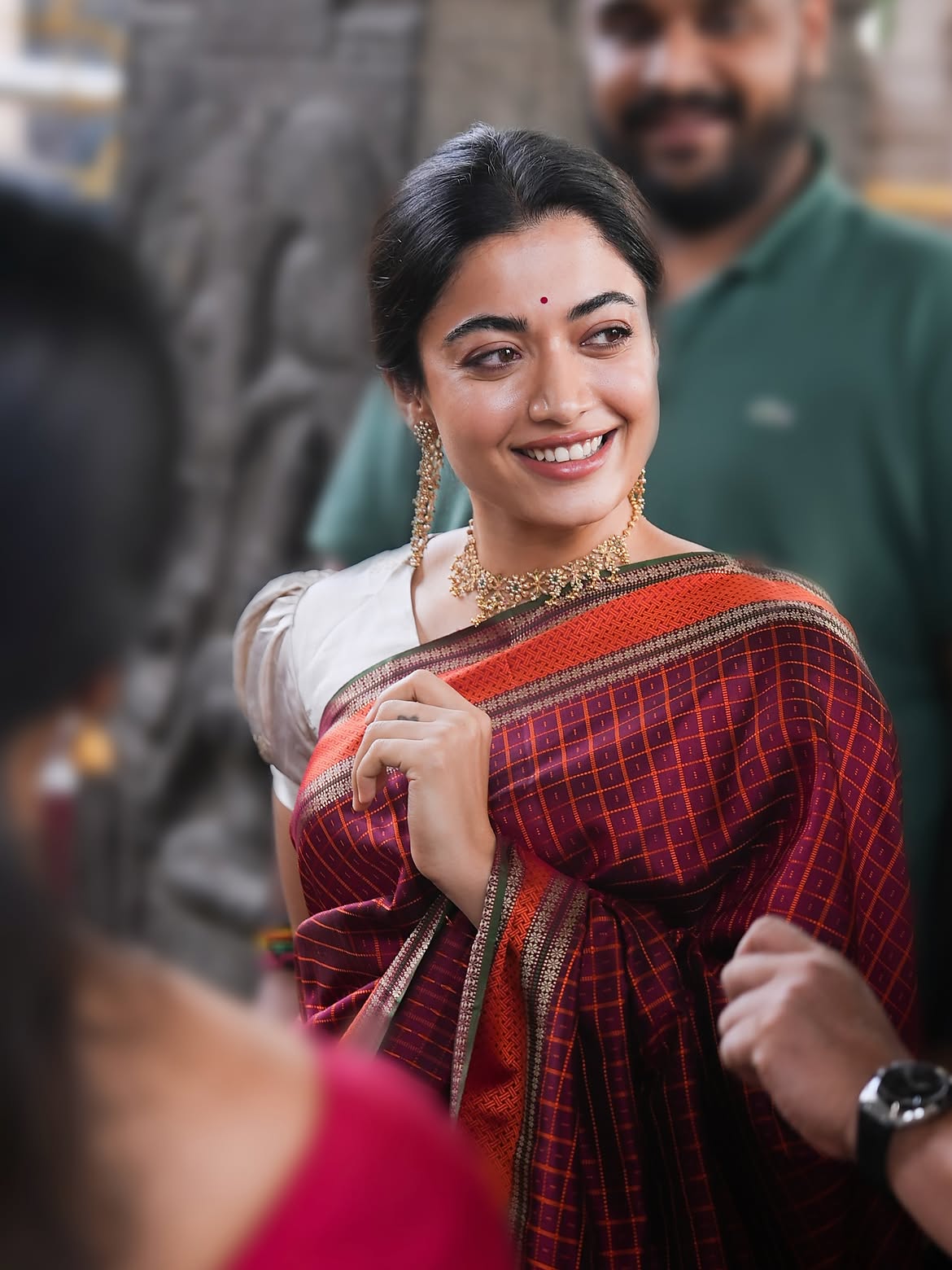 Rashmika Mandanna Visits Tamilnadu Temple