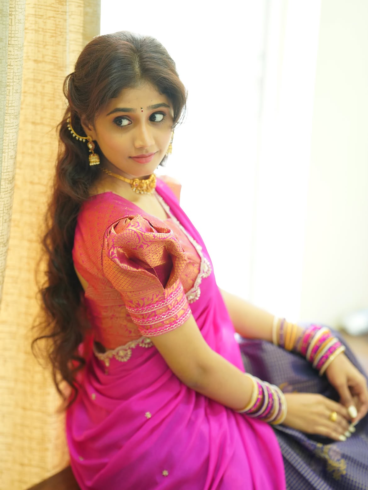 Irumudi Actress Sam Shares Photos in Traditional Looks