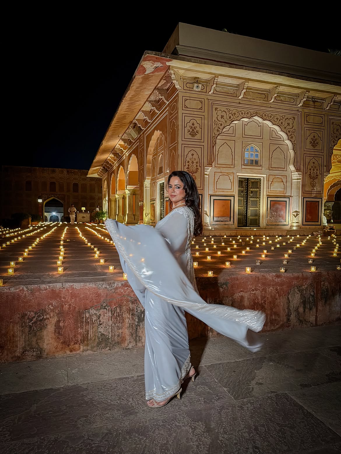 Sameera Reddy Shines in Saree