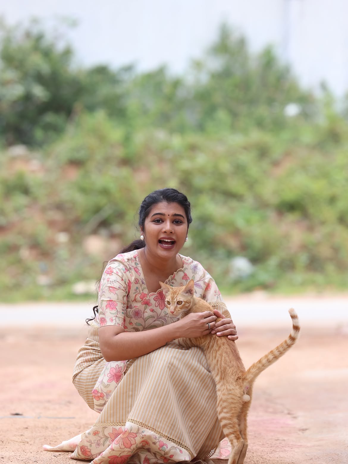 Sharanya Pradeep Cute Photos with Pet Cat