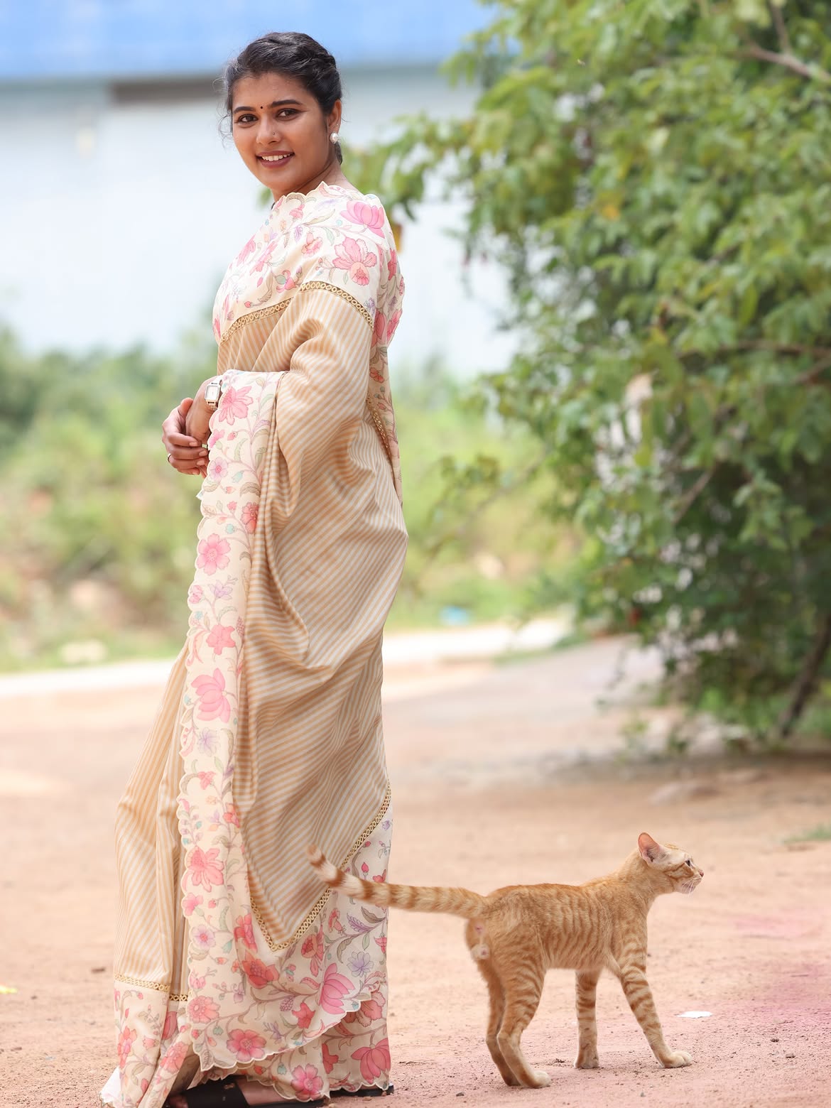 Sharanya Pradeep Cute Photos with Pet Cat