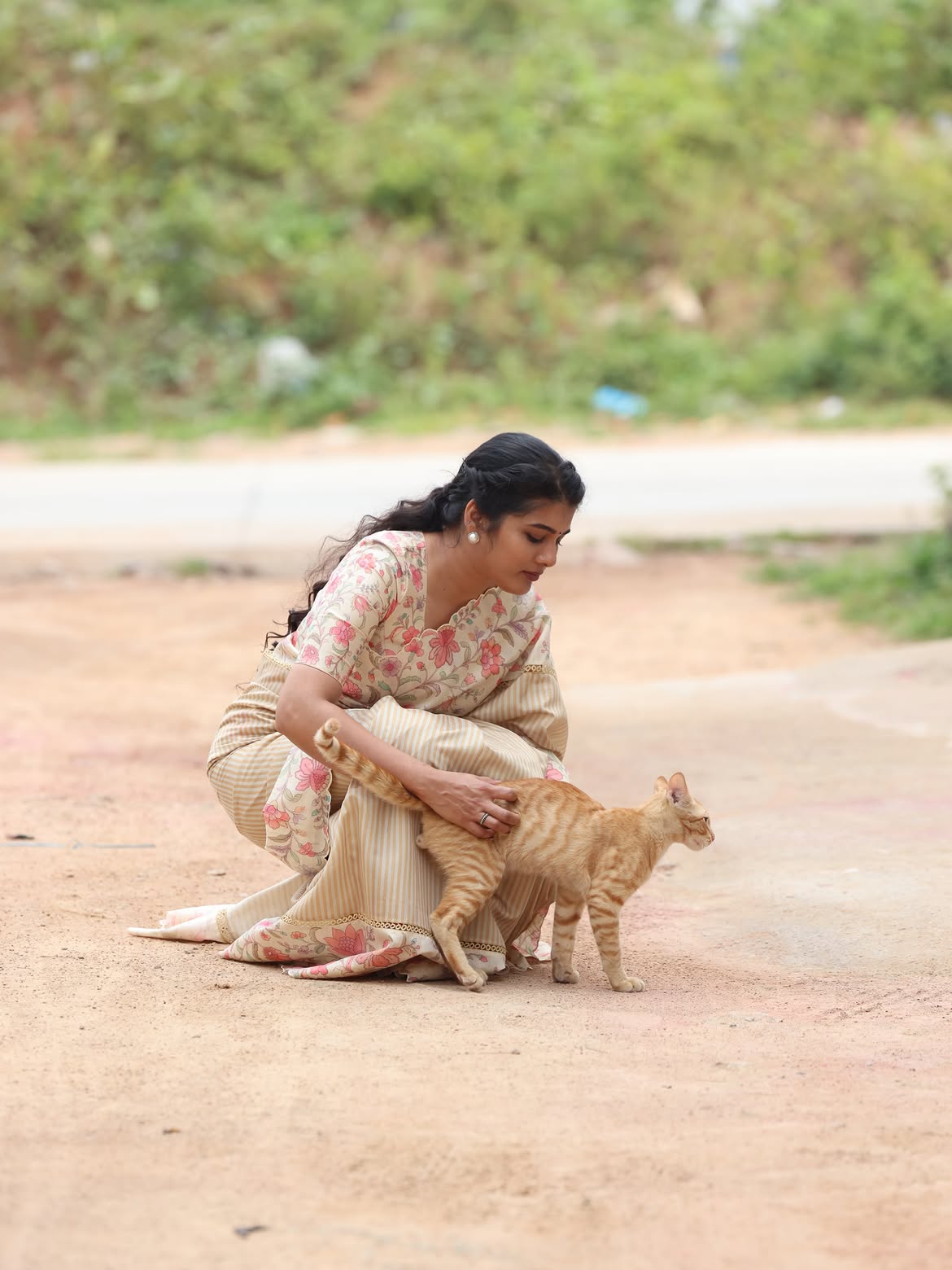 Sharanya Pradeep Cute Photos with Pet Cat