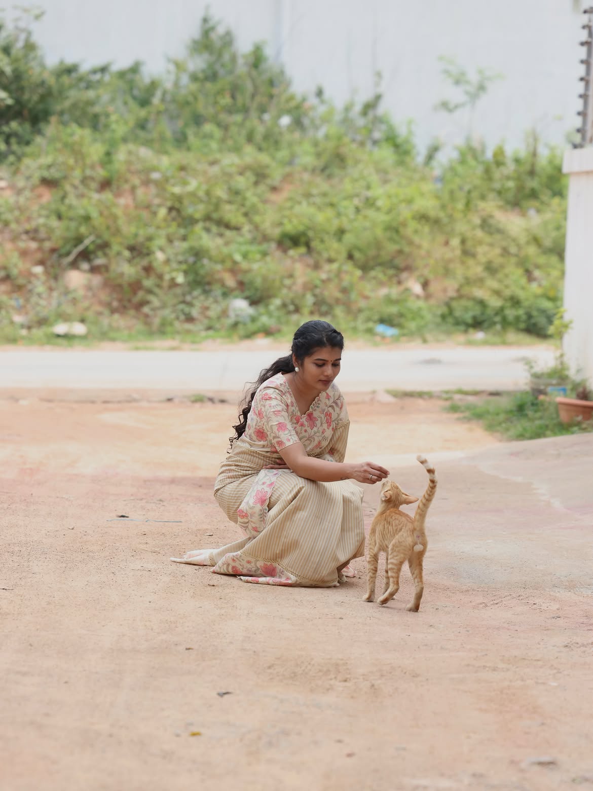 Sharanya Pradeep Cute Photos with Pet Cat