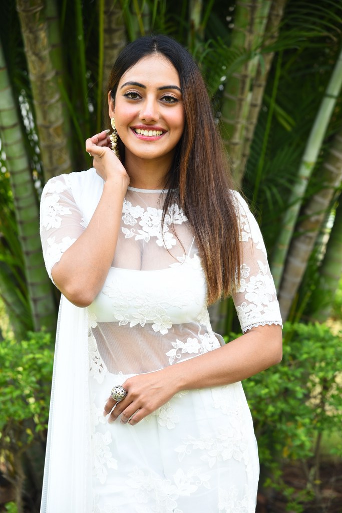 Shreyasi Sen Stunning Looks in White Dress
