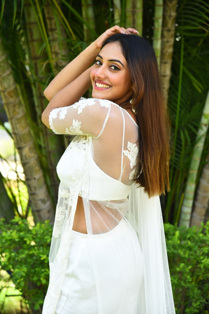 Shreyasi Sen Stunning Looks in White Dress