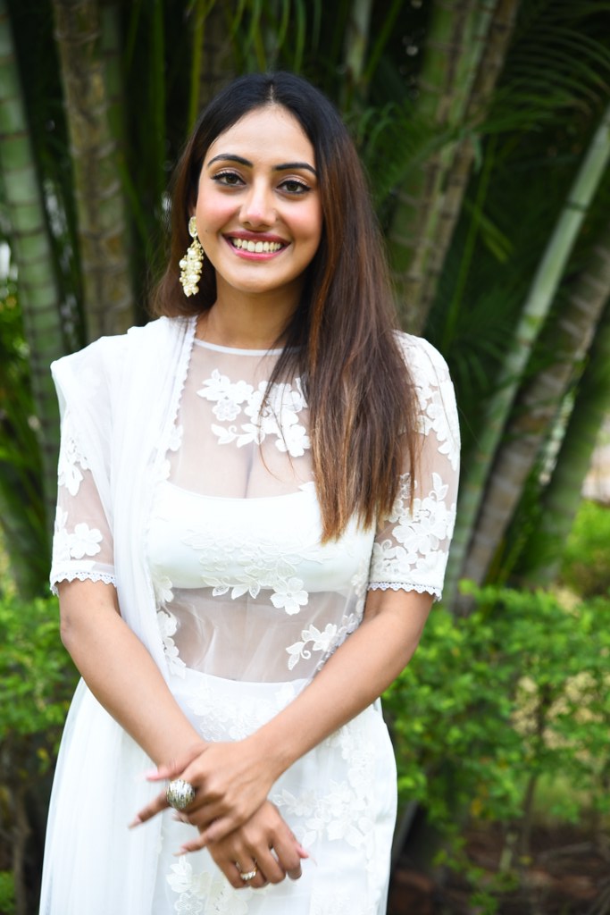Shreyasi Sen Stunning Looks in White Dress