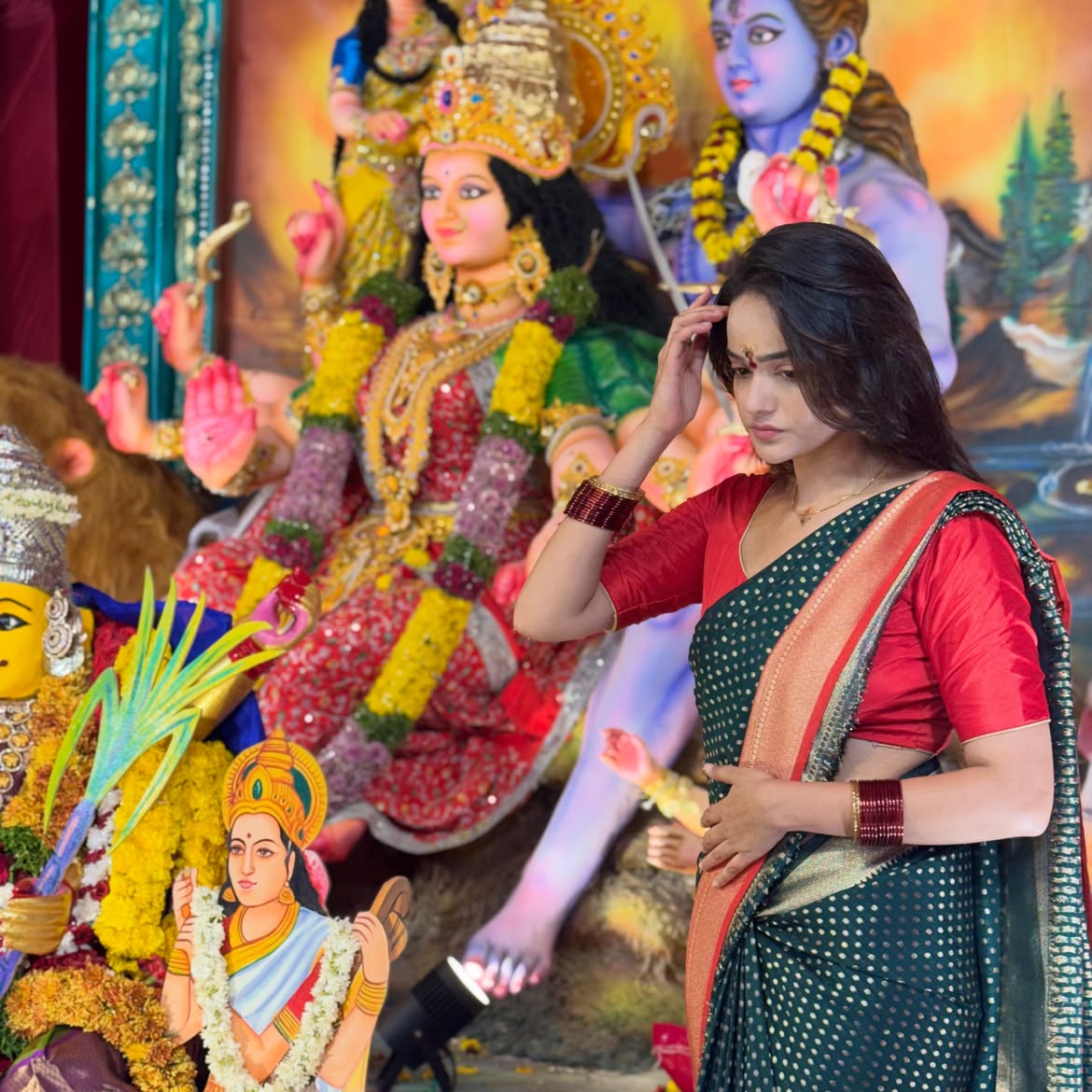 Sri Satya Visits Kanakadurga Mandapam in Vijayavada
