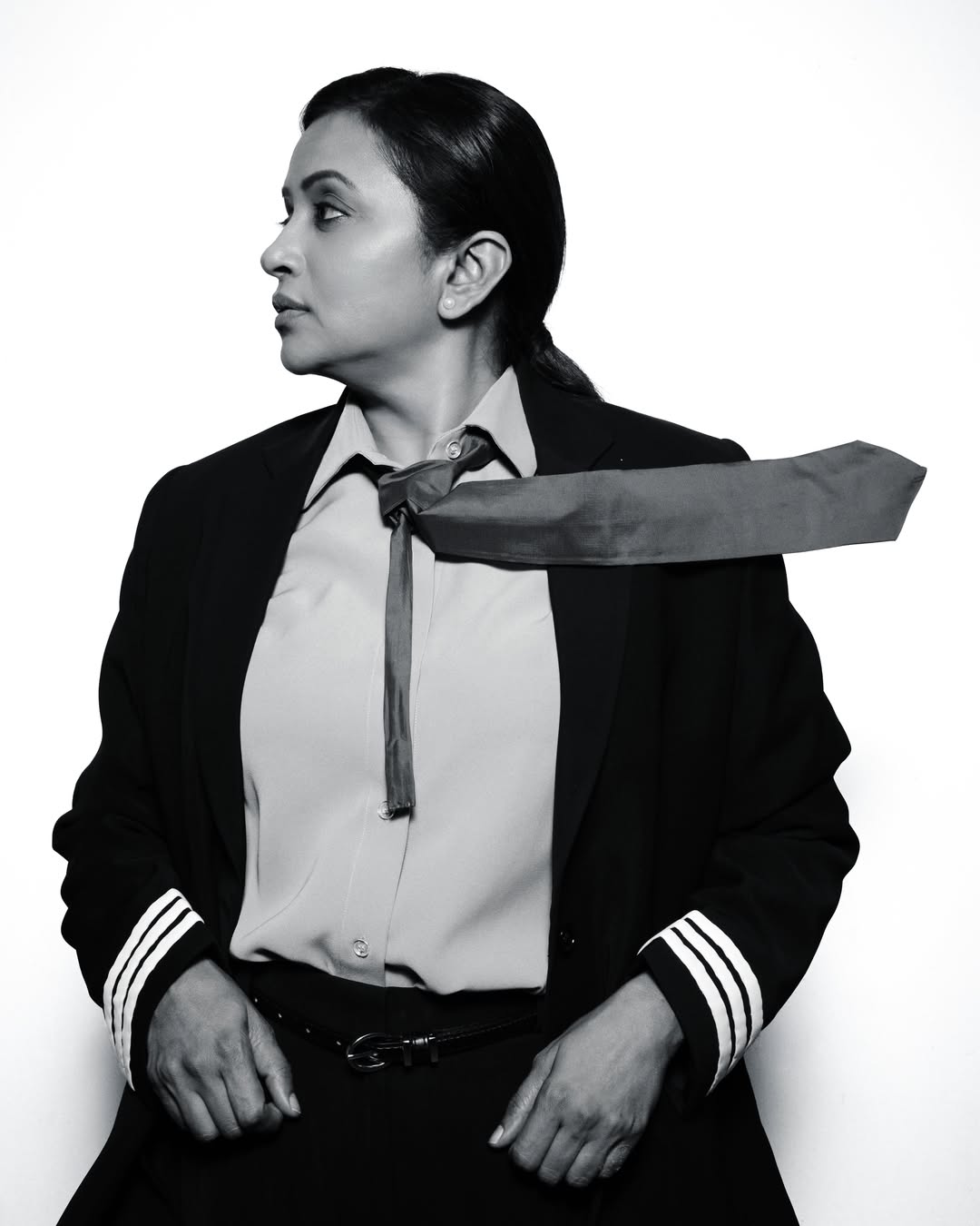 Anchor Suma Kanakala Boss Looks