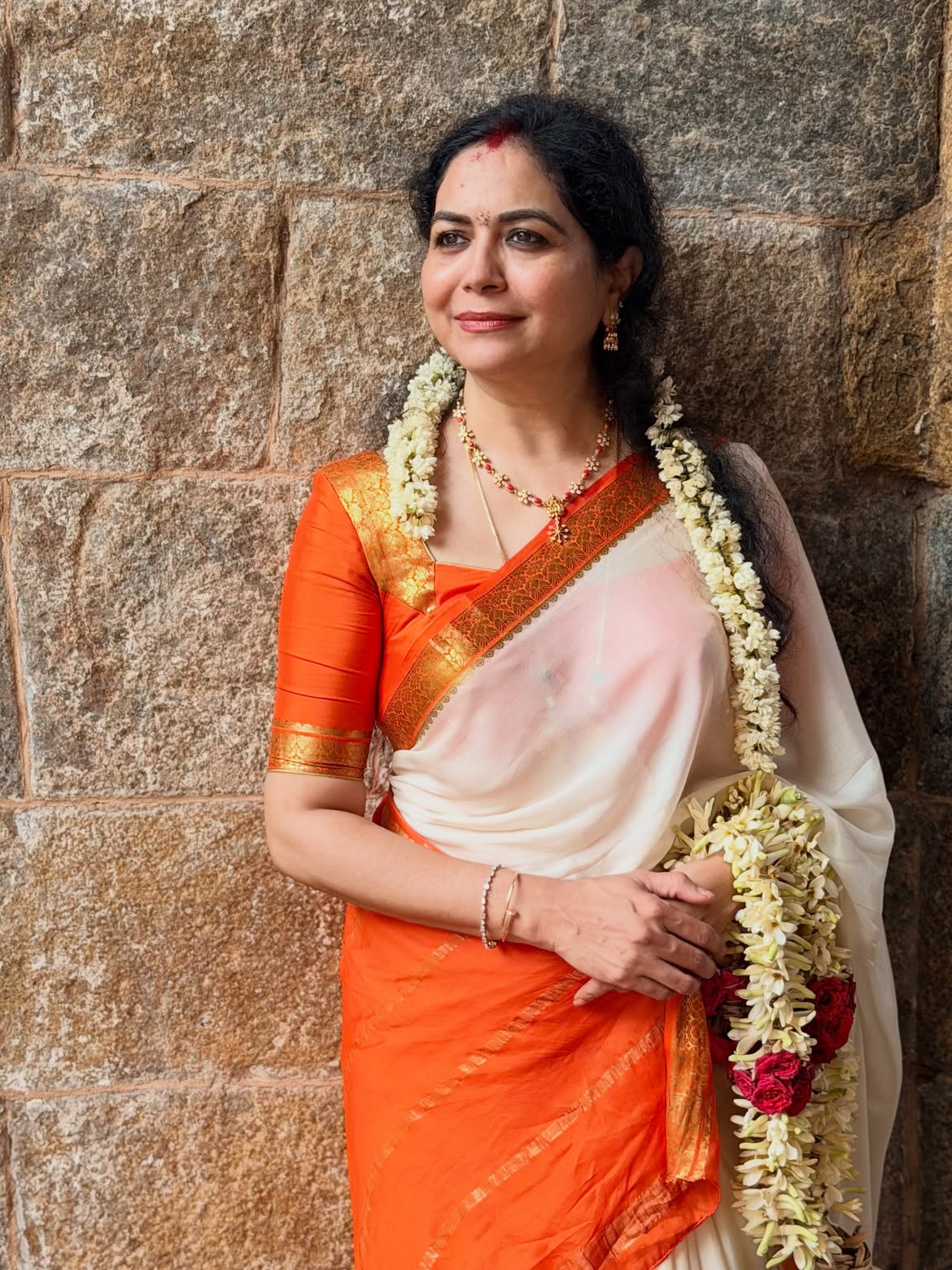 Singer Sunitha Visits Tamilnadu Temples
