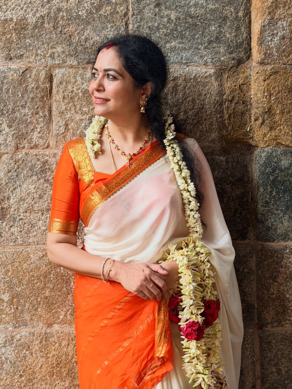 Singer Sunitha Visits Tamilnadu Temples