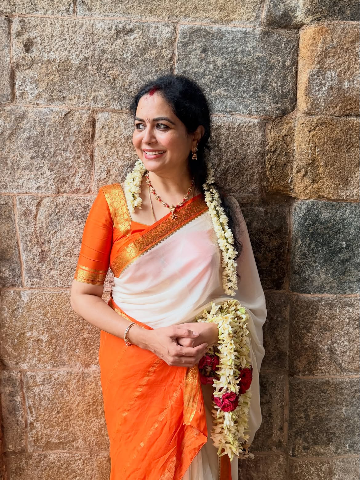 Singer Sunitha Visits Tamilnadu Temples