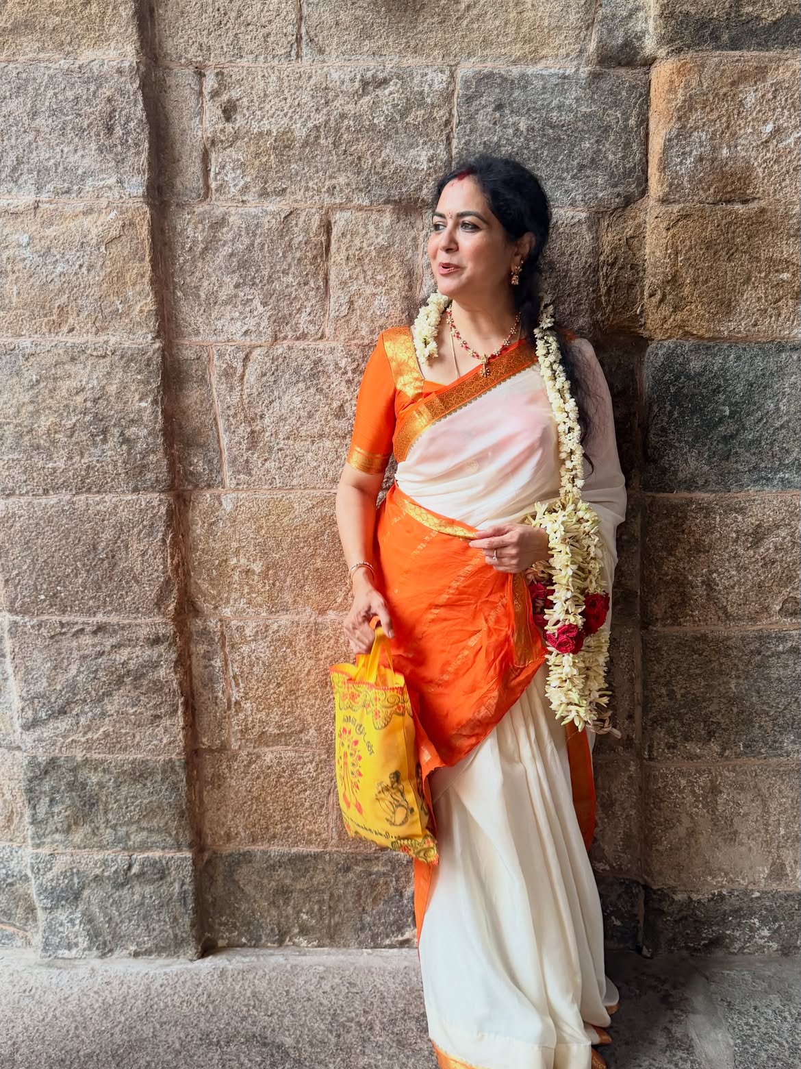 Singer Sunitha Visits Tamilnadu Temples