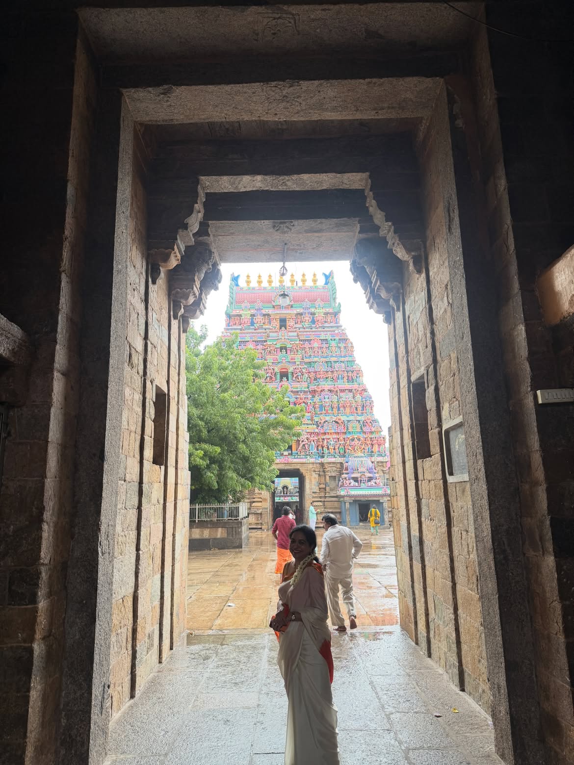 Singer Sunitha Visits Tamilnadu Temples