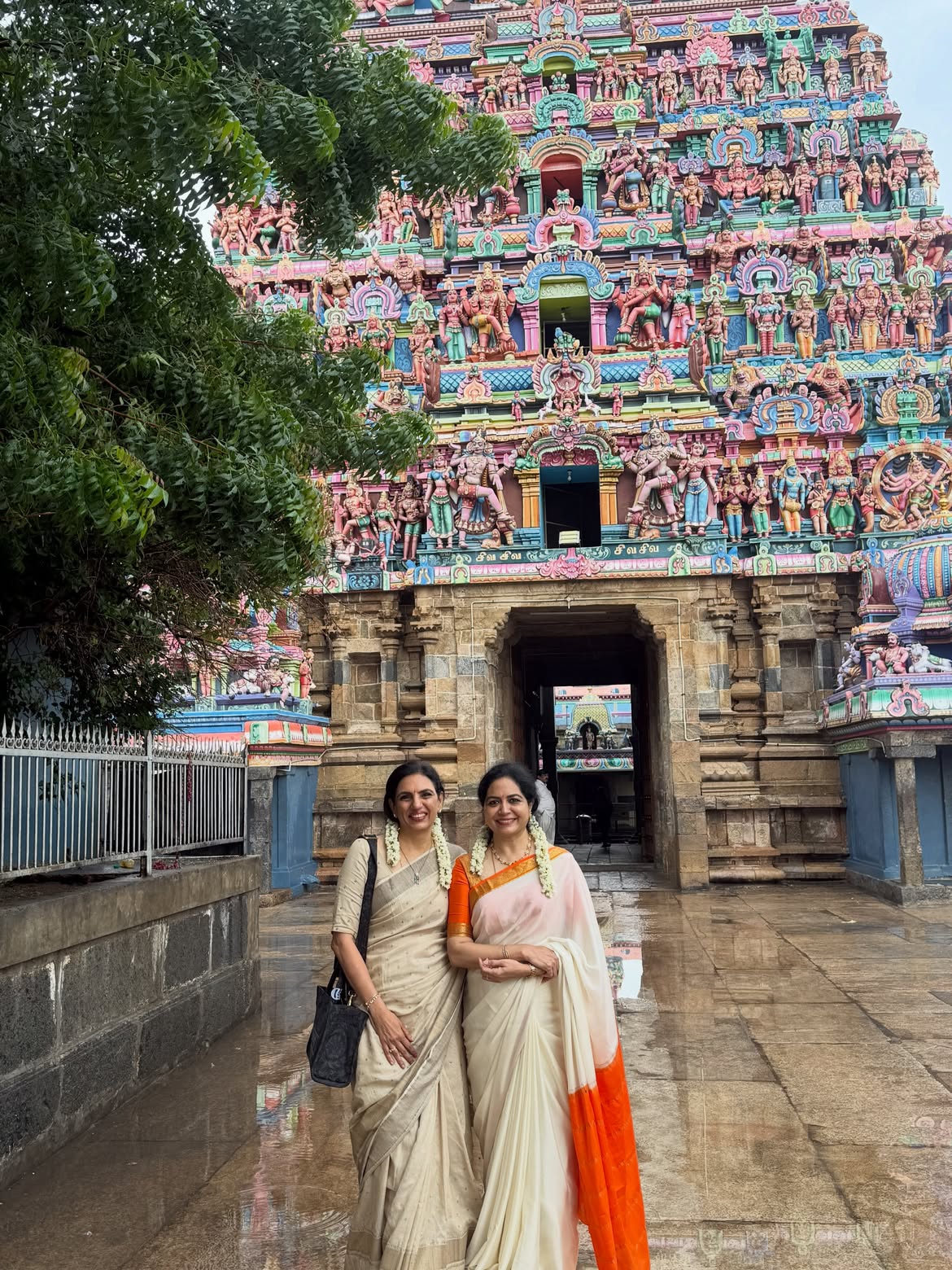 Singer Sunitha Visits Tamilnadu Temples