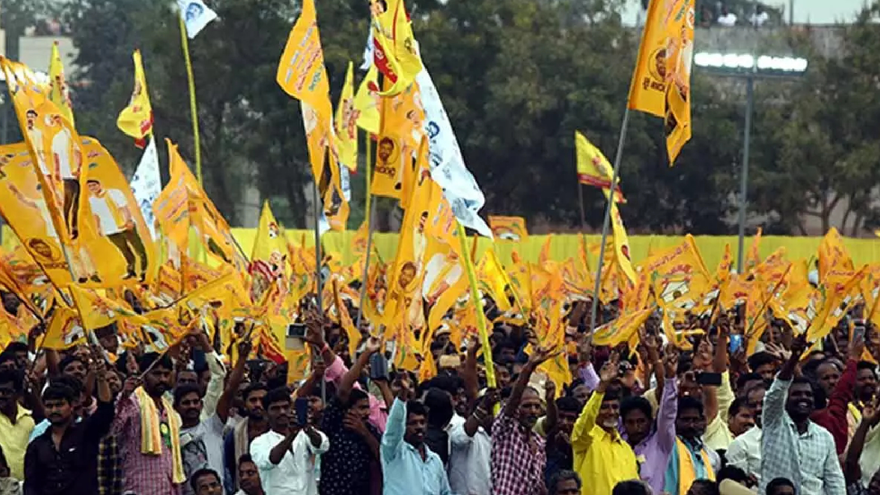 Sheikh Anisha: ఆళ్లగడ్డ మున్సిపాలిటీపై పసుపు జెండా.. చైర్‌పర్సన్‌గా షేక్ అనీషా ఏకగ్రీవం