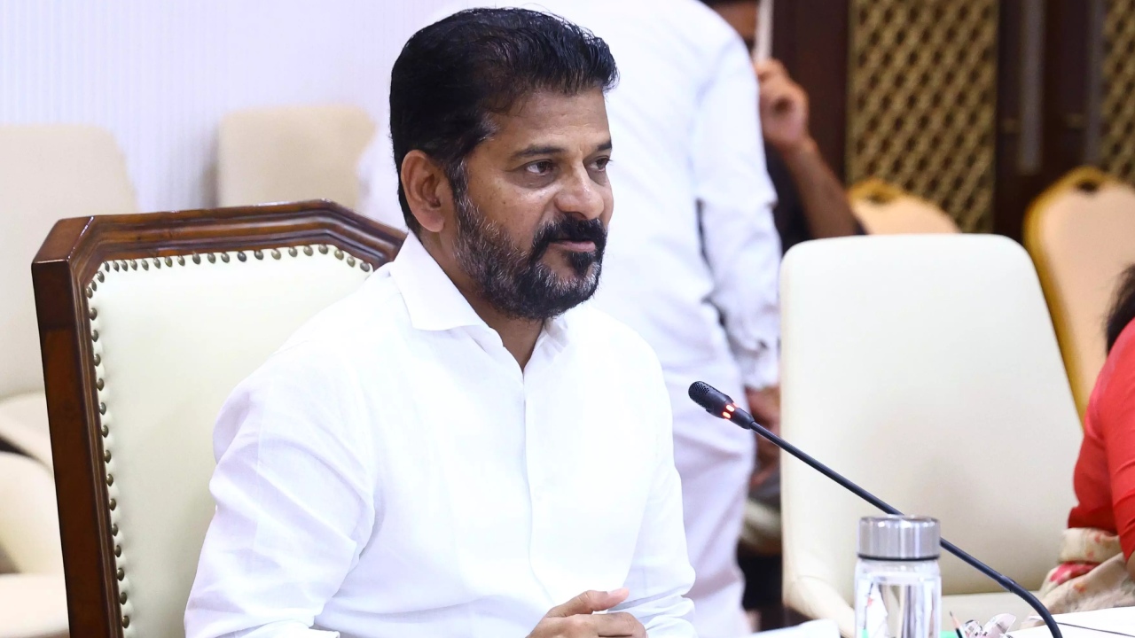 Telangana Government : తెలంగాణ ప్రభుత్వ ఉద్యోగులకు దసరా బొనాంజా.. రెండు డీఏలకు కేబినెట్ గ్రీన్ సిగ్నల్!