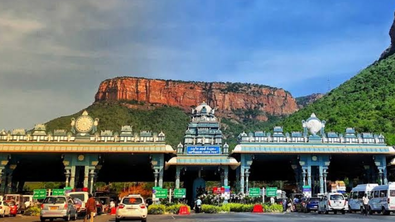 Tirumala Bike Taxi Ban : తిరుమల వెళ్లే ప్రయాణికులకు అలర్ట్.. కొండపై కొత్త రూల్స్.. ర్యాపిడో, ఓలా, ఉబర్ బైక్ రైడ్స్‌పై నిషేధం