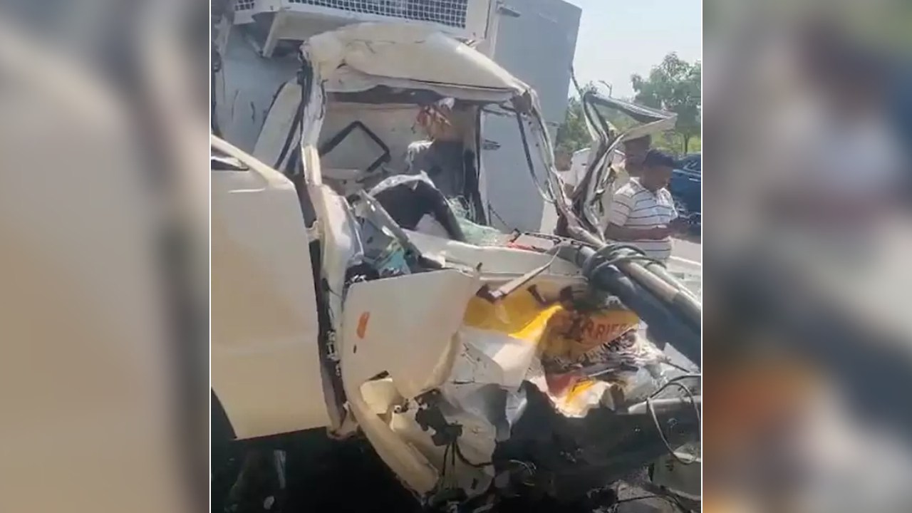 Sangareddy Accident: కొల్లూరు ORRపై ఘోర ప్రమాదం.. వాటర్ ట్యాంకర్‌-ఆటో ఢీ.. ఇద్దరు మృతి!
