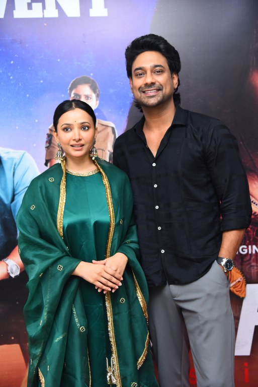 Varun Sandesh Shweta Basu Prasad Na Wife Missing Promotions