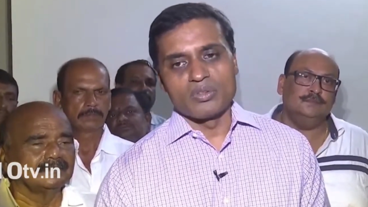 Mithun Reddy: పుంగనూరులో ఎంపీ మిథున్ రెడ్డిపై దాడి.. చంద్రబాబు, లోకేష్‌లపై తీవ్ర ఆరోపణలు.. వైకాపా వర్గాల్లో తీవ్ర కలకలం!
