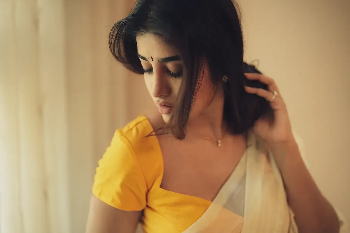 Dimple Hayathi Stunning Looks in Saree
