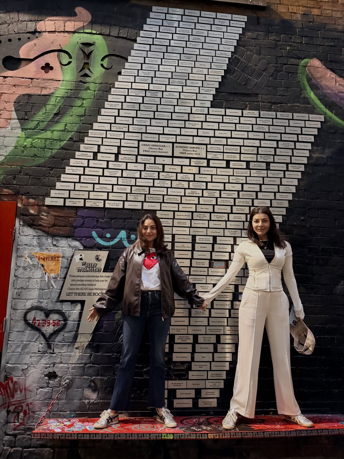 Kajal Aggarwal Wishes her Sister Nisha Aggarwal with Special Photos