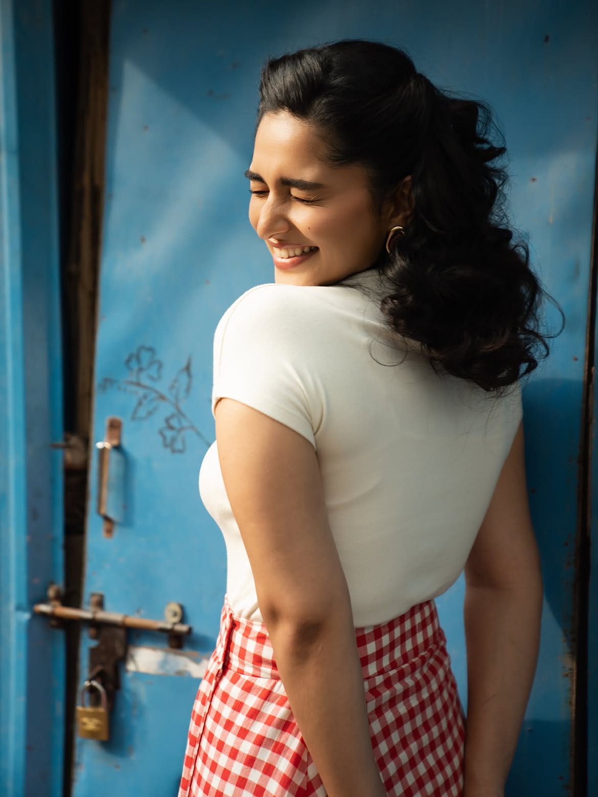 Kayadu Lohar Cute Retro Looks