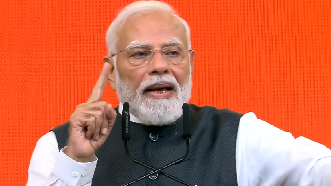 Narendra Modi: ‘మనం చేయగలం’ మోదీ సరికొత్త నినాదం.. 25 ఏళ్ల ప్రస్థానంపై ఎమోషనల్ స్పీచ్.. ప్రత్యర్థులకు పవర్ ఫుల్ కౌంటర్!