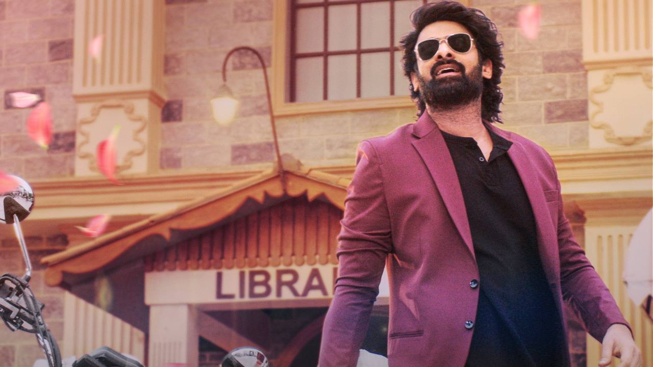 Prabhas : ప్రభాస్ పాన్ ఇండియా కామెడీ సినిమా చేస్తాడా? ఆ దర్శకుడితో..?