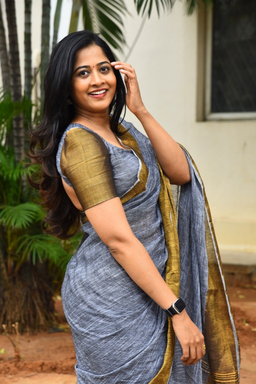 Shravani Reddy Stunning Looks in Saree at Rudravanam PS