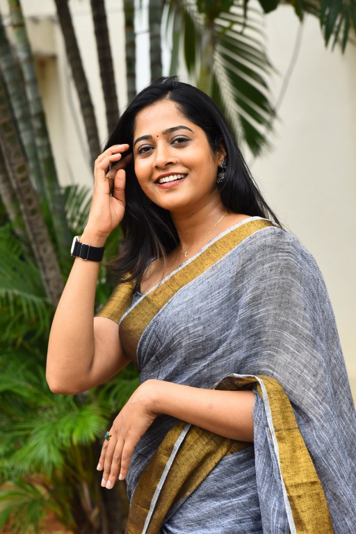 Shravani Reddy Stunning Looks in Saree at Rudravanam PS