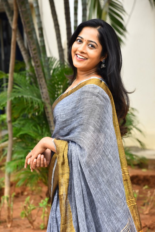 Shravani Reddy Stunning Looks in Saree at Rudravanam PS