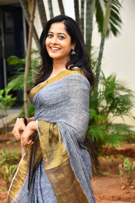 Shravani Reddy Stunning Looks in Saree at Rudravanam PS