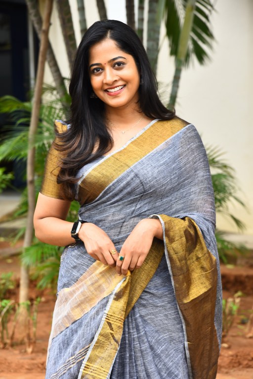 Shravani Reddy Stunning Looks in Saree at Rudravanam PS