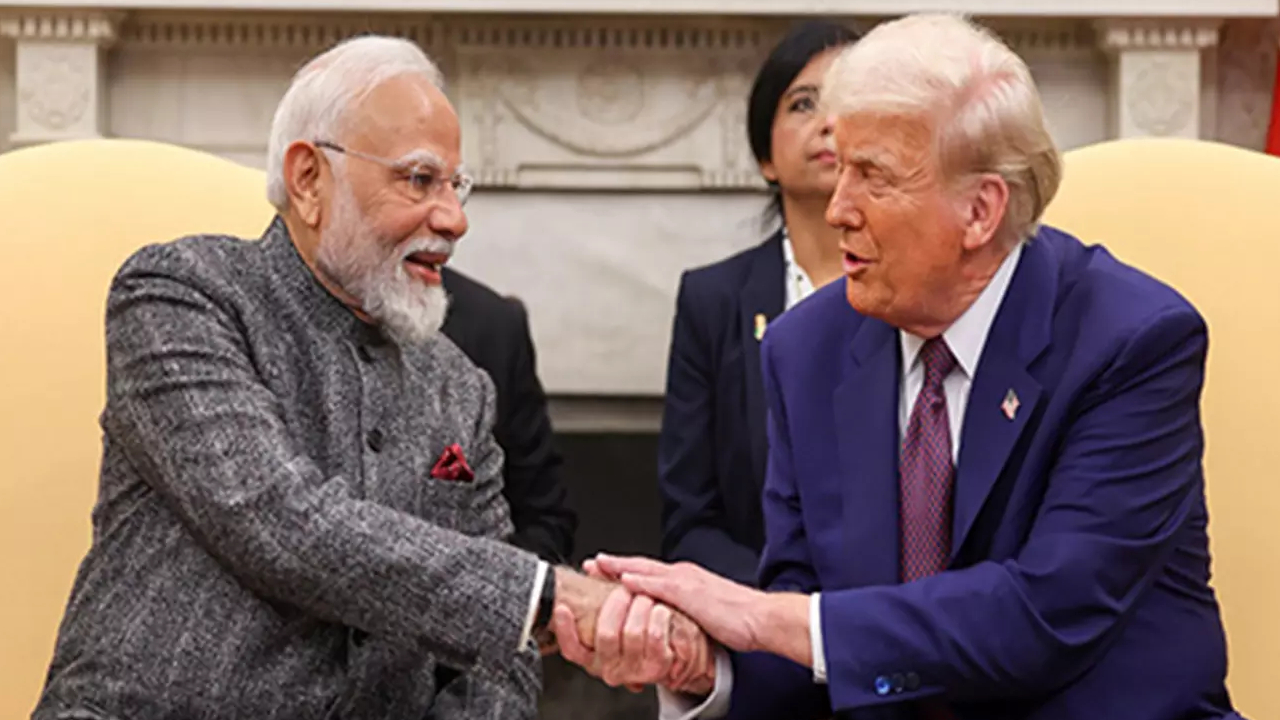 US Oil Relief To India: భారత్‌కు ట్రంప్ బిగ్ రిలీఫ్.. రష్యా చమురుపై ఆంక్షలు రద్దు.. సంచలన ఎగ్జిక్యూటివ్ ఆర్డర్!